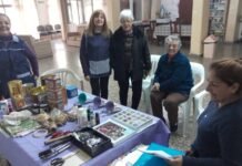 La parroquia San Fermín ofrece un gran taller de reciclaje