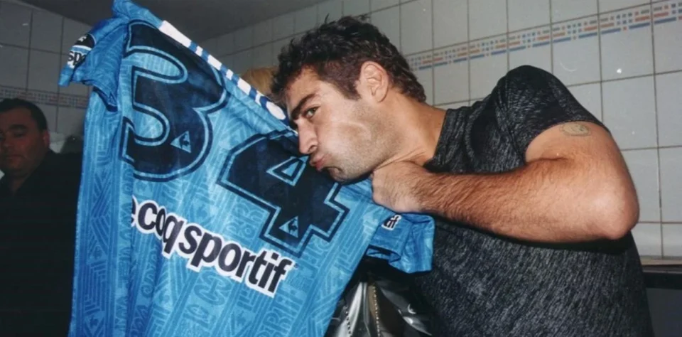 Rodrigo iluminado: el homenaje de Belgrano por los 50 años del “potro”