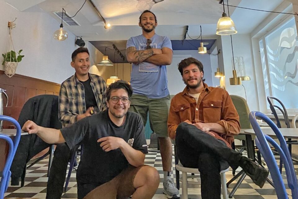 “Muchachos”: El primer restaurante argentino que une fútbol y gastronomía en Finlandia