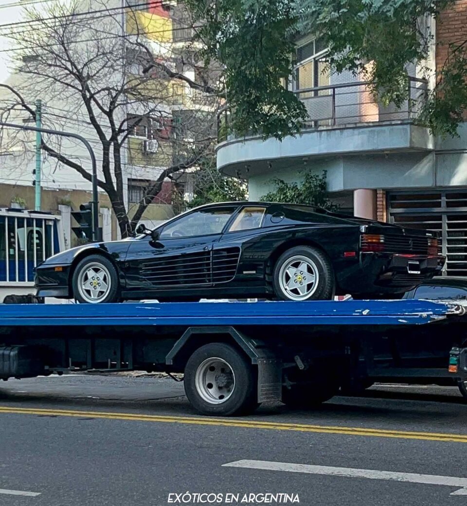Caravana Solidaria: los autos exóticos del país llegan a Córdoba