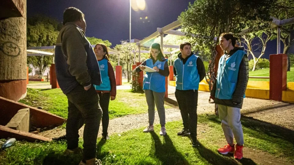 ¿Cómo funcionan los operativos nocturnos del Programa para Personas en Situación de Calle?