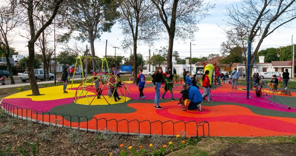 La plaza 6 de Julio de B° Marqués de Sobremonte quedó revalorizada
