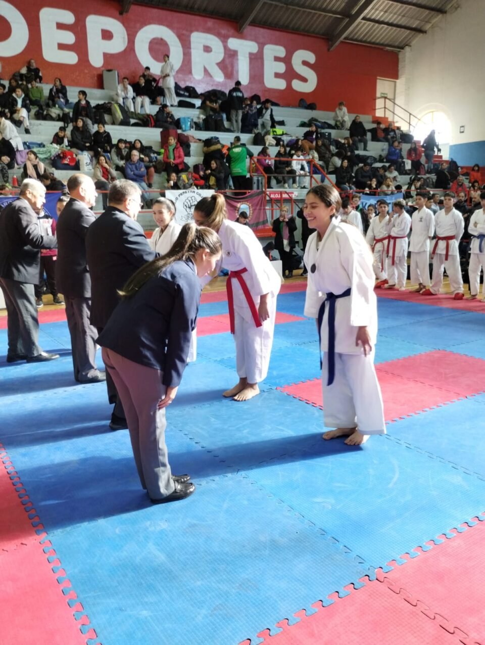 De la Escuela de Karate de B° Santa Cecilia al Torneo Internacional de Chile