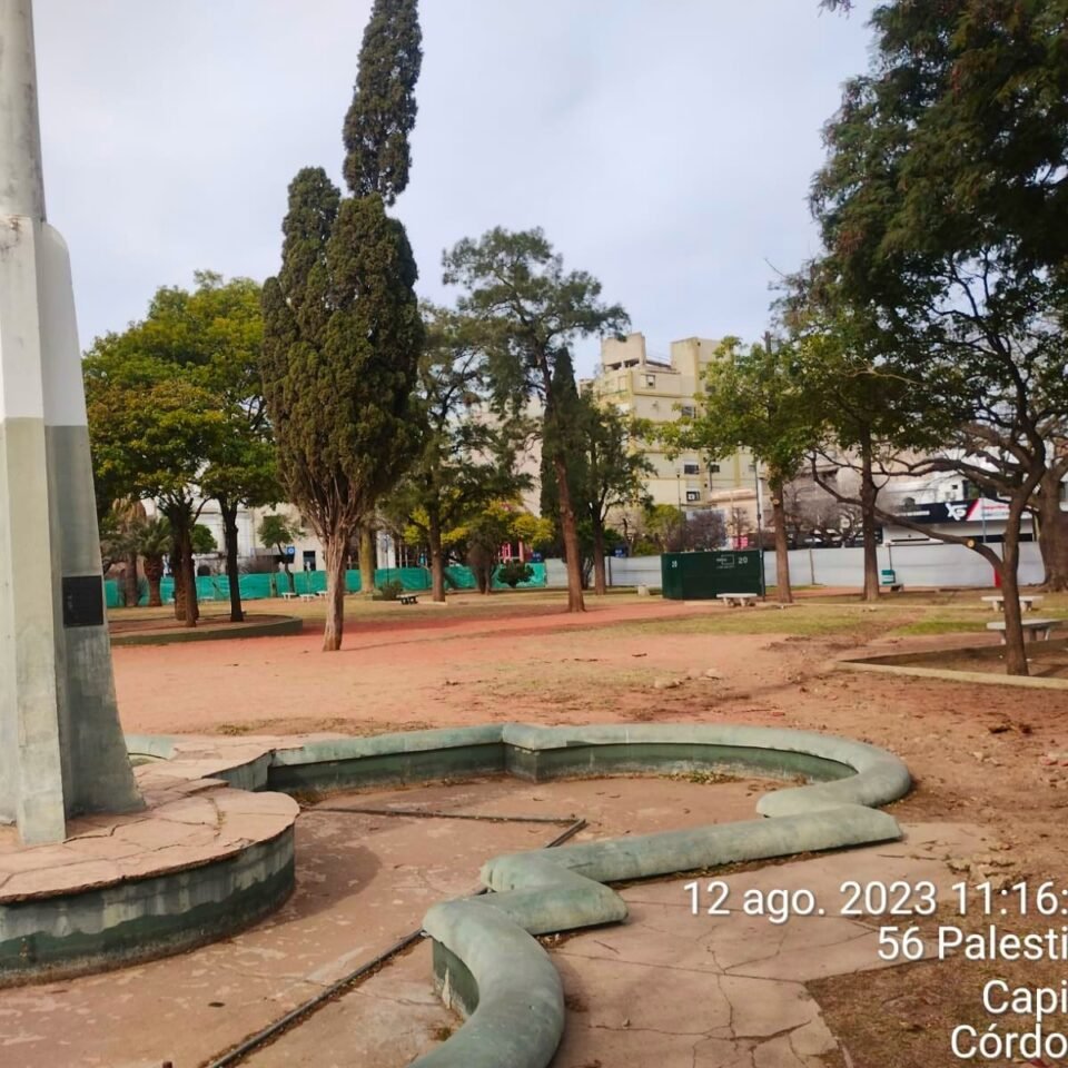Preocupación en B° San Martín por el cierre indefinido de la Plaza Rafael Núñez