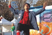 “Mi mayor recompensa es el abrazo de un niño al final de cada show”