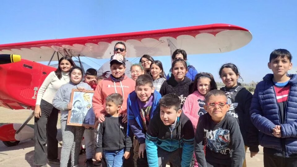 Alumnos de la escuela de dibujo de Rafel Céliz colaborarán con sus dibujos para una editorial en Barcelona