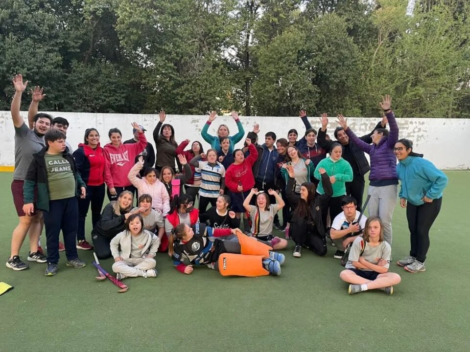 La Escuela de Hockey inclusivo SUYAI organiza una gran Matinee