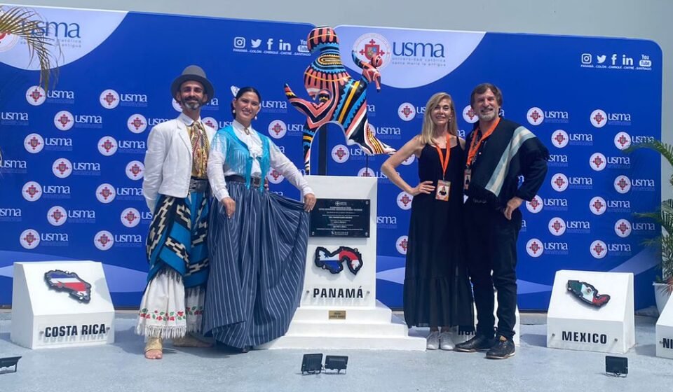 “Cecilia Dericia” participó en Panamá de un Festival Internacional de Danzas