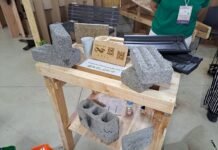 CONICET Córdoba desarrolló eco ladrillos a partir de plásticos y residuos