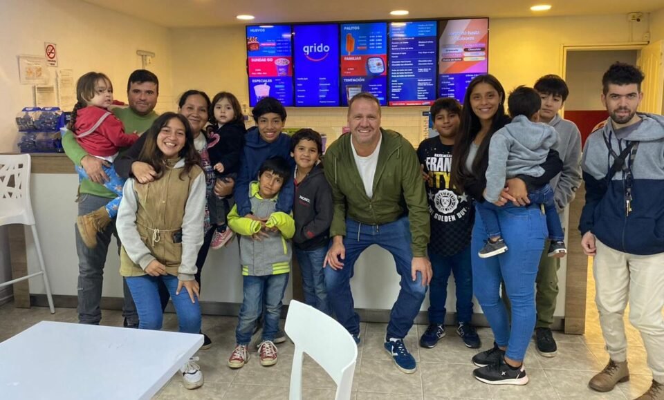 Madrinas y Padrinos del Corazón organizan salidas recreativas para niños y familias carenciadas