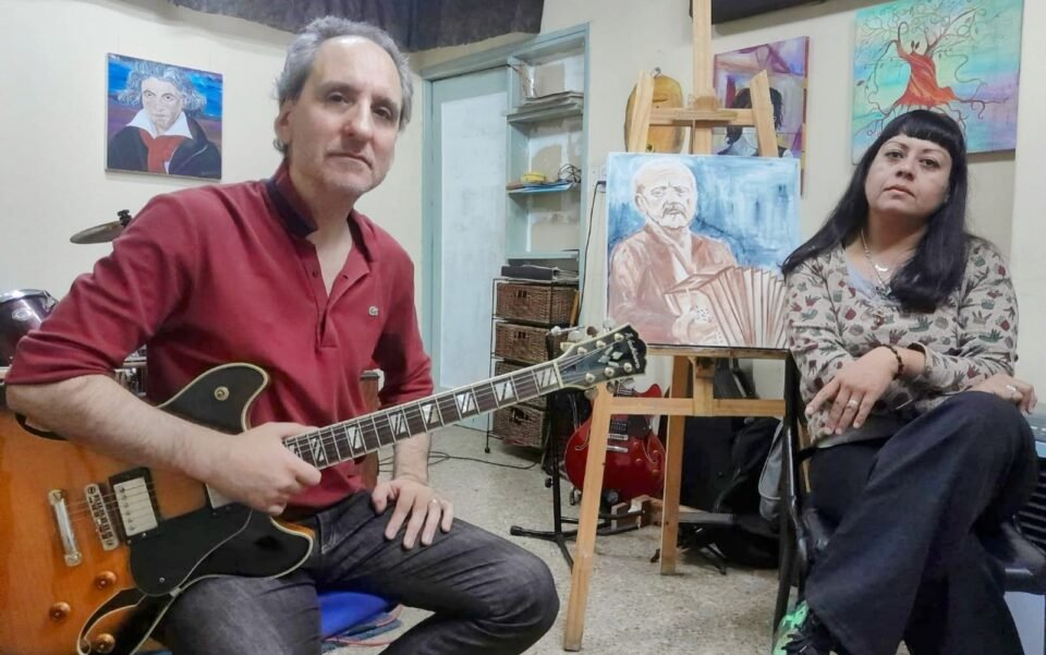 En B° Zumarán, “Ad Libitum” ofrece un taller creativo de música, dibujo y pintura para todas las edades