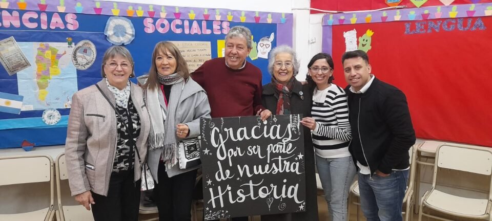 Después de 43 años de servicio, se Jubiló el Portero de la Escuela Maestros Puntanos