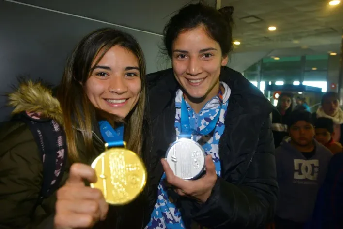 Puño a puño: las hermanas boxeadoras que pelean por sus sueños
