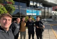 Alumnos cordobeses buscan fondos para participar de una competencia nacional de autos eléctricos