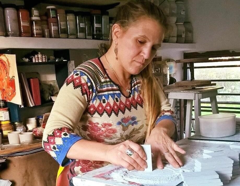 “La cerámica es maravillosa, es terapéutica por sí sola”
