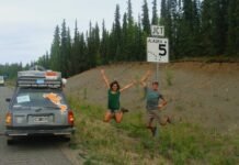 “Kilómetros por dentro”: El libro de una pareja que unió Córdoba con Alaska