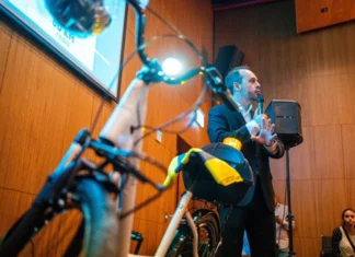 “Movilidad sustentable”: se presentó la bicicleta eléctrica diseñada en Córdoba