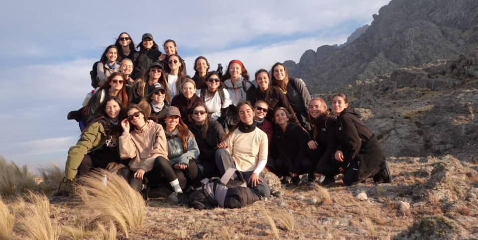 “Keep me wild”: una tribu de mujeres entre viajes y adrenalina