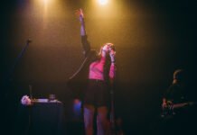 So Casanova entre letras, acordes y su primer disco