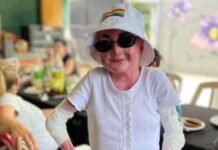 Padece “Piel de Cristal” y educa con su testimonio en redes