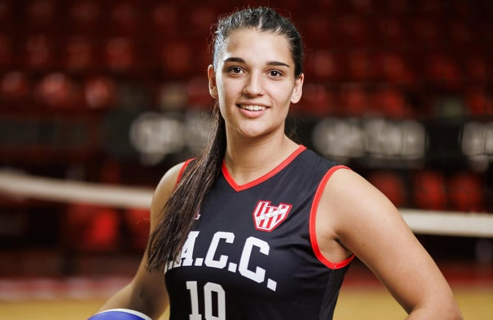 Paulina Blázquez, de Instituto Vóley a las Islas Canarias
