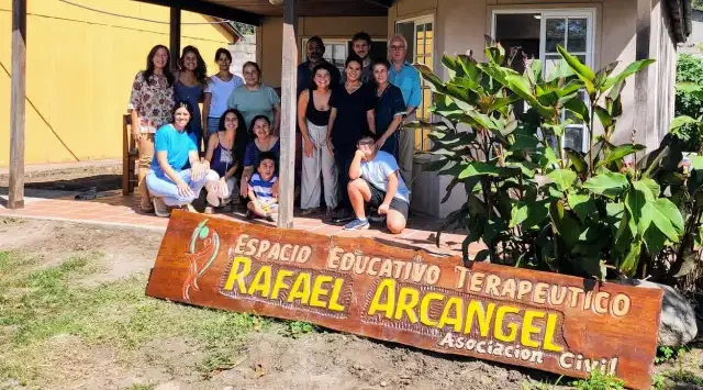 Escuela Rafael Arcángel como refugio para la educación y el corazón