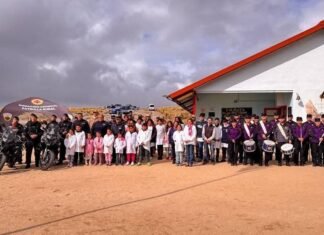 La Policía de Córdoba acompaña a una escuela rural en lo más alto de las Sierras