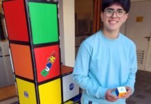 Tiene 15 años, vive en Potrero de Garay y es el “Rey del Cubo Rubik”
