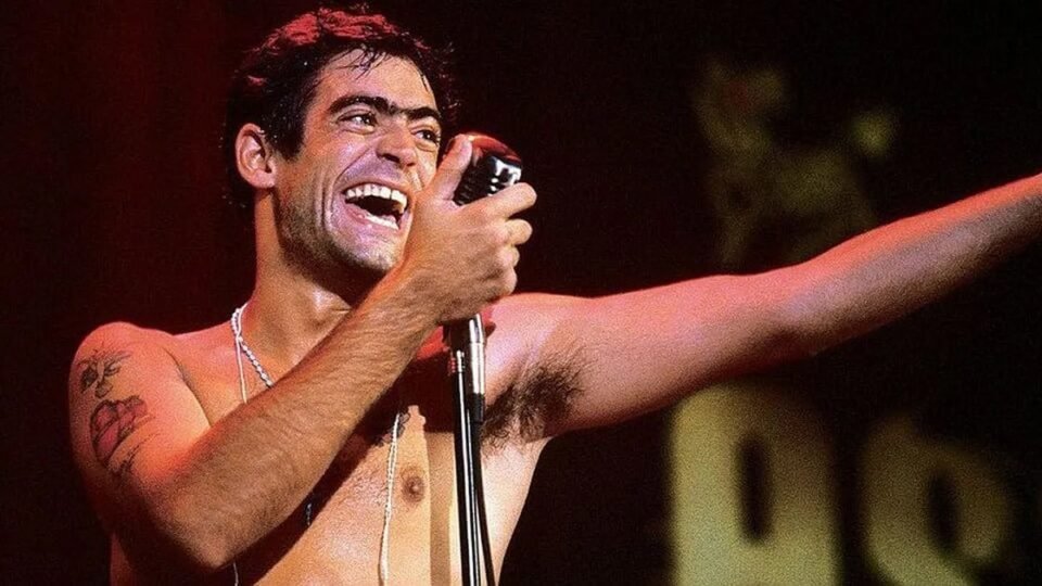 Se viene el homenaje al “Potro” Rodrigo en Plaza España