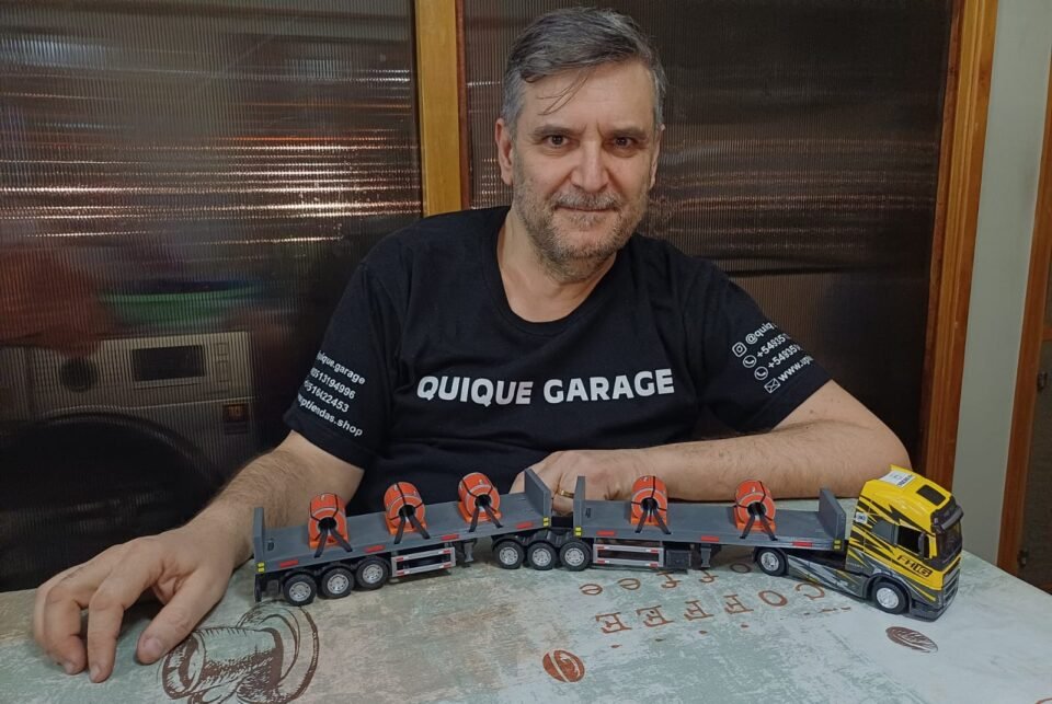 Quique Garage: Donde los camiones a escala se convierten en piezas de colección únicas