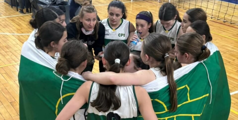La Sub12 del Club Poeta Lugones hizo historia en el Vóley provincial