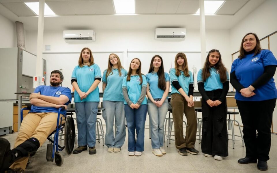 Alumnas de escuelas ProA participan de un proyecto satelital internacional
