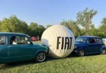 ¡Partido histórico!: Los Fiat 600 jugaron al fútbol en Villa Nueva