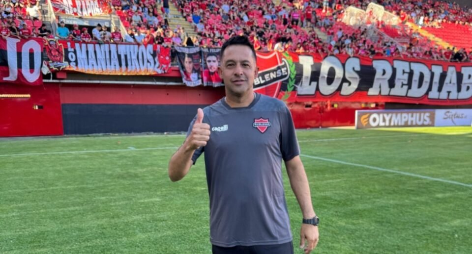Una “Brujita” en Chile: Federico Bongioanni, el cordobés que hoy forma talentos en el fútbol chileno