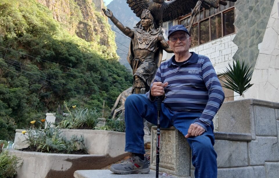 De Poeta Lugones al Mundo: Las increíbles travesías de Aldo, el abuelo viajero de 88 años