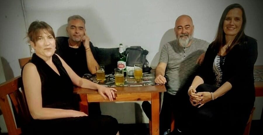 En Bar Los Amigos, la Peña de Tango crece entre guitarras, voces y comunidad