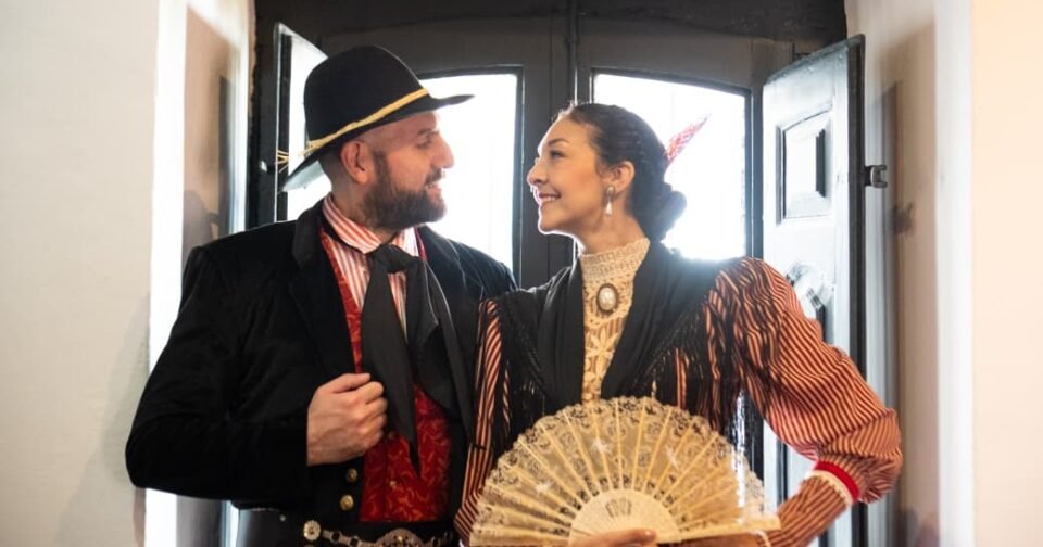 Ana & Gus: Un amor que late al ritmo del Folclore Tradicional