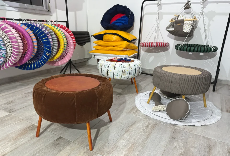 De una hamaca casera a un emprendimiento familiar con telas y neumáticos reciclados