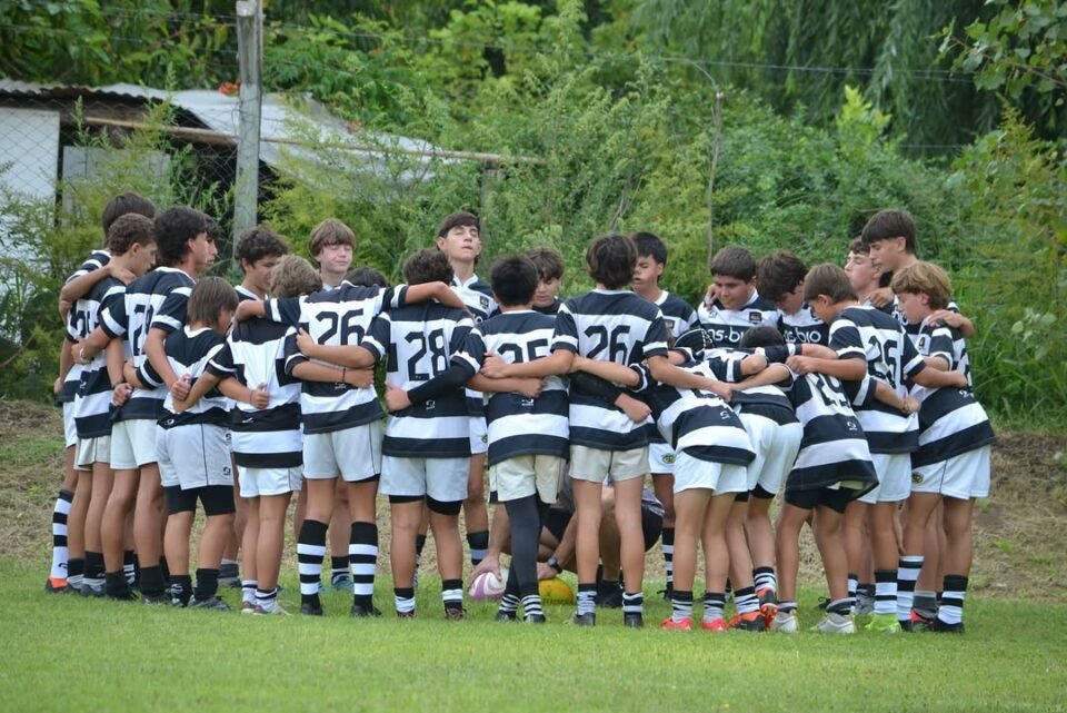 Menos celular, más rugby: la regla del Tala para cambiar hábitos en adolescentes