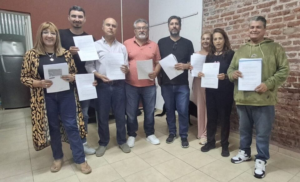 Trece centros vecinales reclaman respuestas al Municipio por obras y servicios
