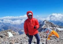 Dejó el tabaco, enfrentó la ceguera y logró hacer cumbre en el Aconcagua
