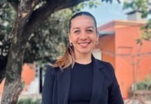 Magalí Moretta: La seño cordobesa que enseña cantando y emociona en redes