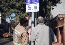 Comerciantes y vecinos cuestionan el estacionamiento medido en Av. Rafael Núñez