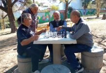 B° Parque Chacabuco: La Plaza María renació con un mural muy significativo y nuevas mesas de ajedrez