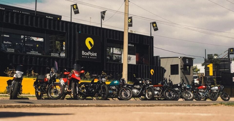 BoxPoint: el complejo cordobés que combina hotel, gastronomía y cultura motera