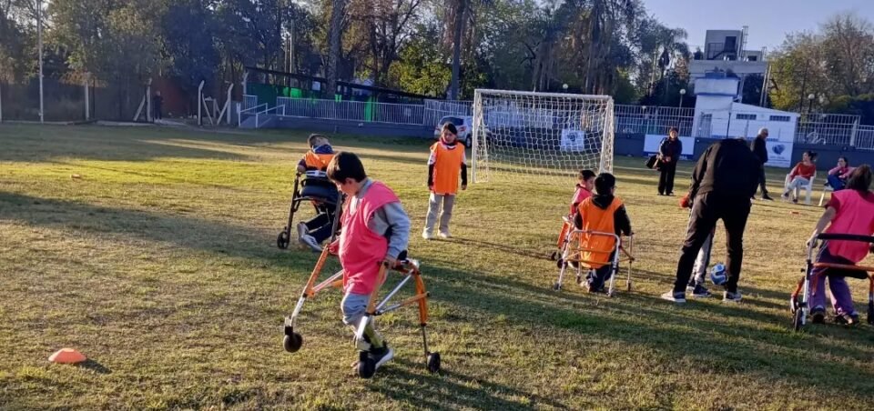 Fútbol adaptado: la innovadora propuesta de Walking Gol en Córdoba