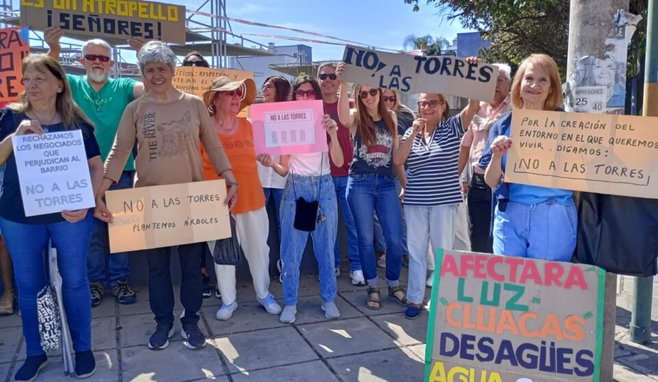 Villa Cabrera: Vecinos presentaron un amparo para frenar la construcción de las torres del Córdoba Shopping