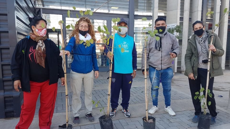 En el Parque Educativo Norte reforestaron y embellecieron el predio
